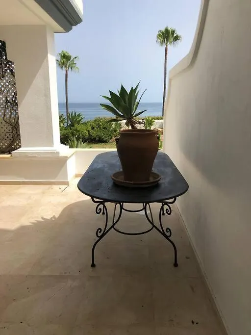 Gorgeous Beachfront Property With Stunning Sea Views & Garden Estepona 0*,
